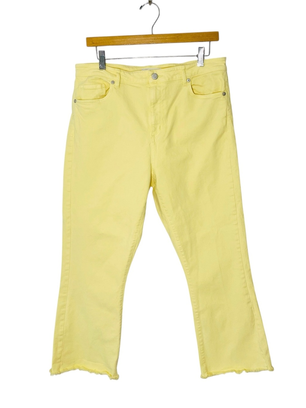 LOFT Frayed Hem Kick Crop Jeans - Picture 2 of 6
